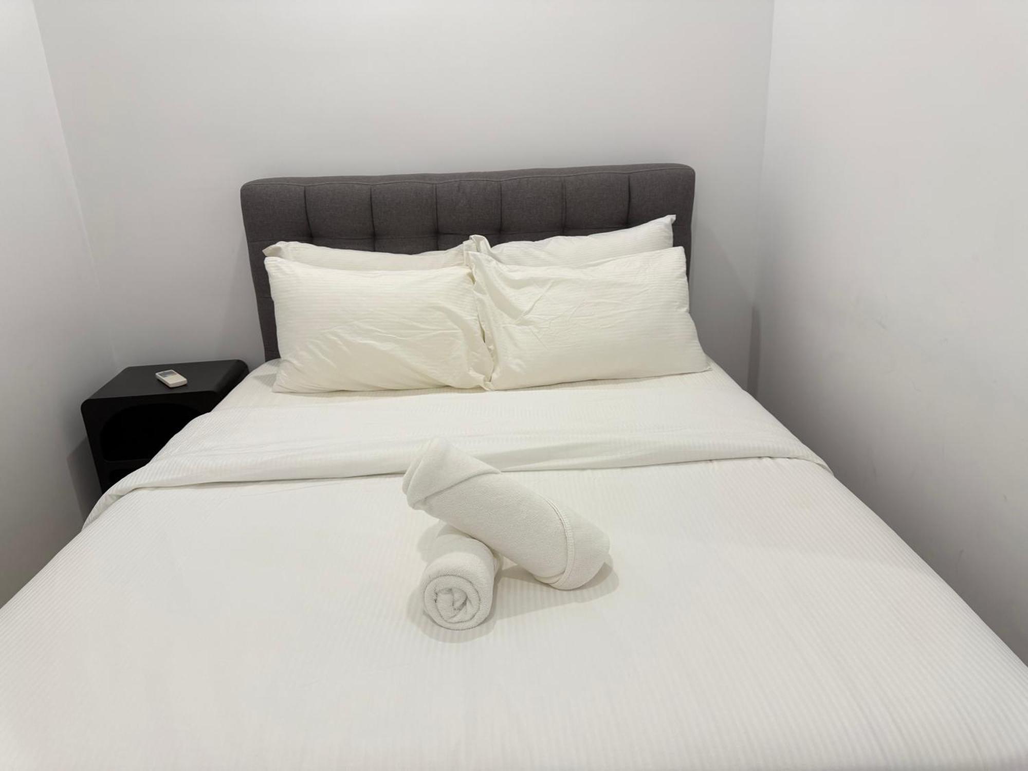 Apartment Night At Eaton Residences Klcc