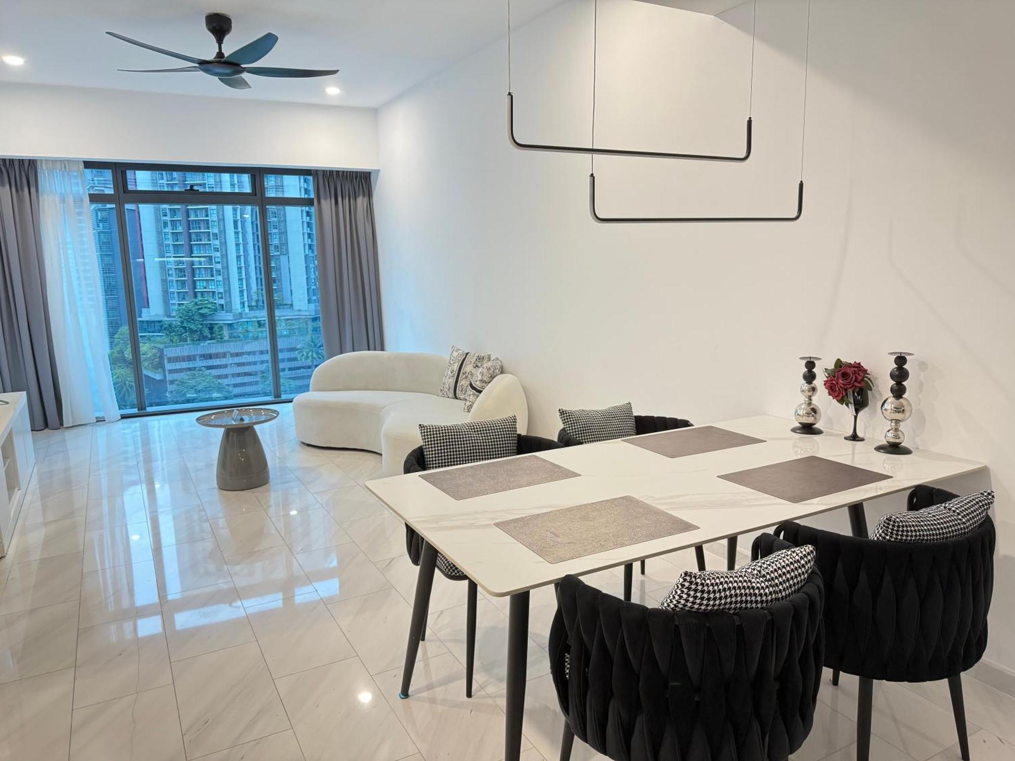 Night At Eaton Residences Klcc * Kuala Lumpur