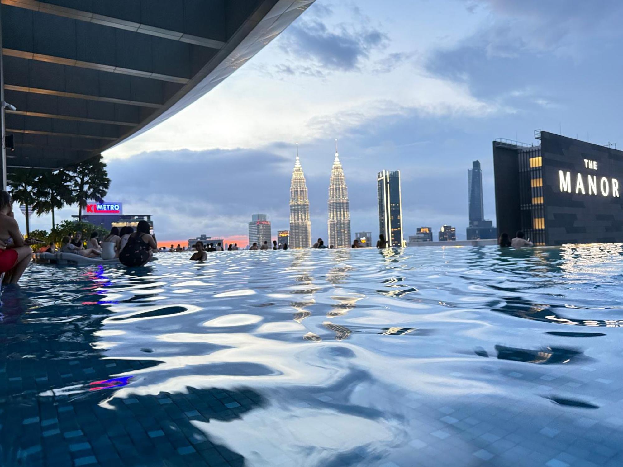 Pangsapuri Night At Eaton Residences Klcc Kuala Lumpur